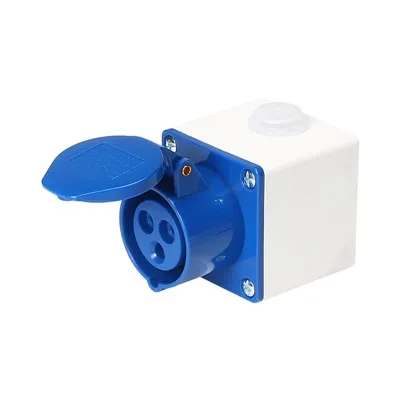 Стенен контакт IP44